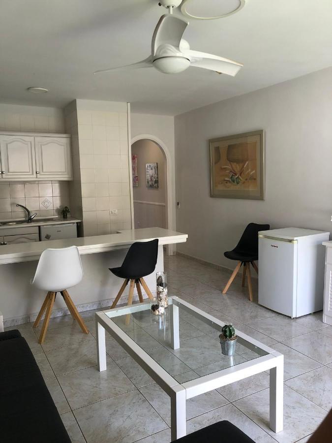 לוס כריסטיאנוס Apartamento De 1 Dormitorio En Victoria Court 2 Los Cristianos. מראה חיצוני תמונה